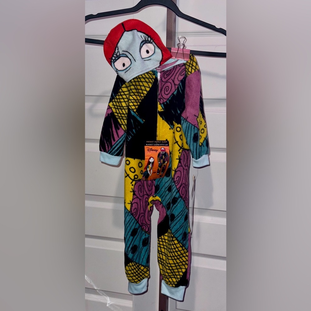 Toddler Girls' Nightmare Before Christmas Sally Sleeper Footed Pajamas and Hat